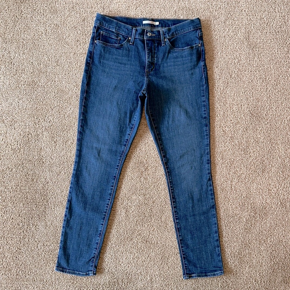 Levi’s 311 Shaping Skinny Womens 12 Short 31 29L Medium Wash Stretch Denim Jeans